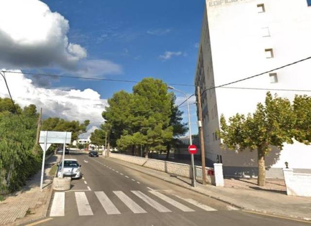 Local comercial en Alquiler en Av de California en Centre