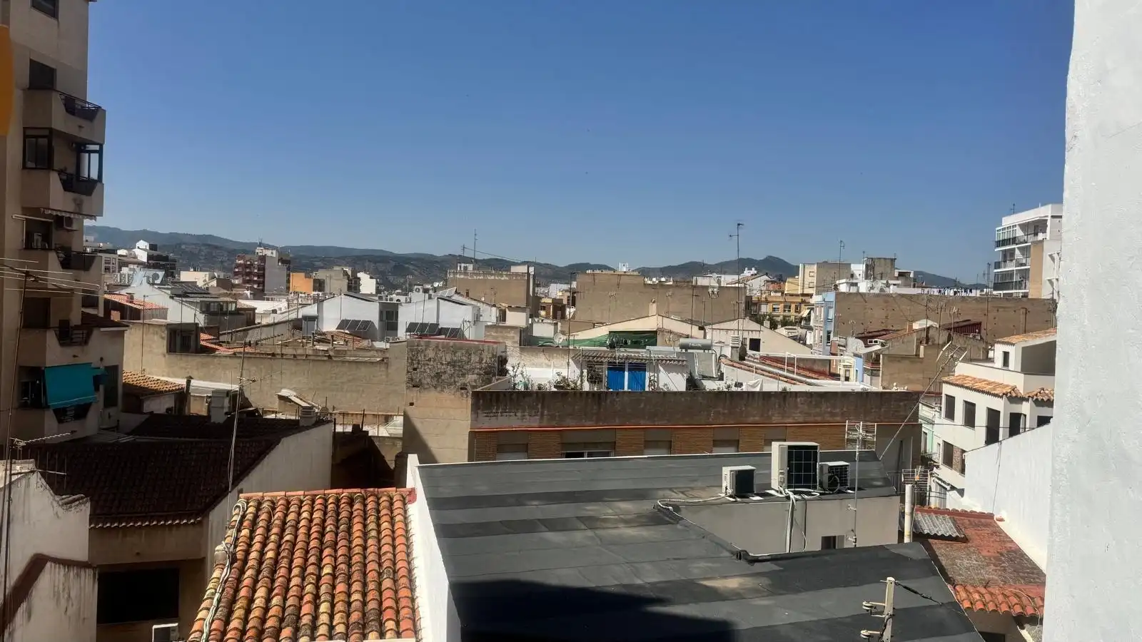 Vista exterior de Pis de lloguer en Castellón de la Plana / Castelló de la Plana amb Calefacció, Traster i Moblat