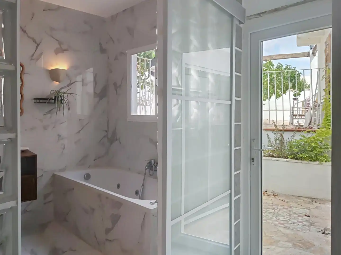 Bany de Casa o xalet en venda en Sagunto / Sagunt