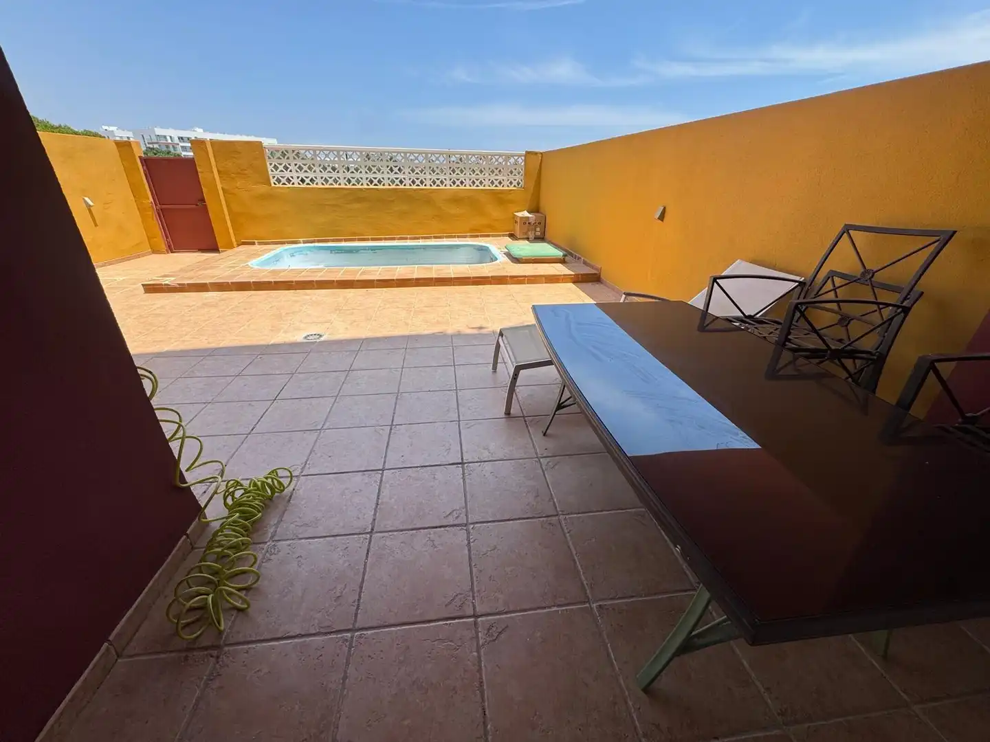 Terrassa de Pis en venda en Roquetas de Mar amb Aire condicionat, Terrassa i Piscina