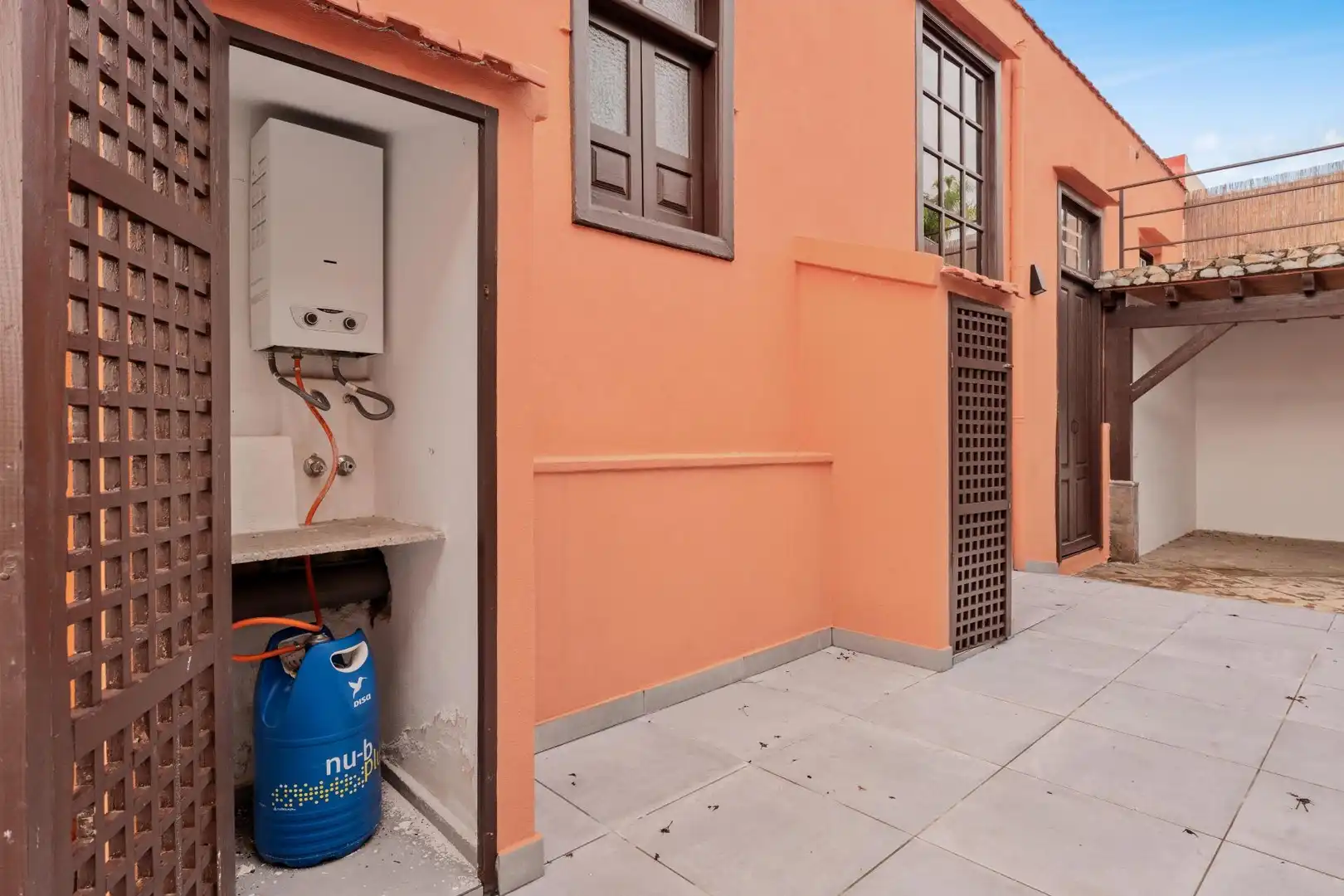 Vista exterior de Casa o chalet en venta en Santa Úrsula con Parquet y Terraza