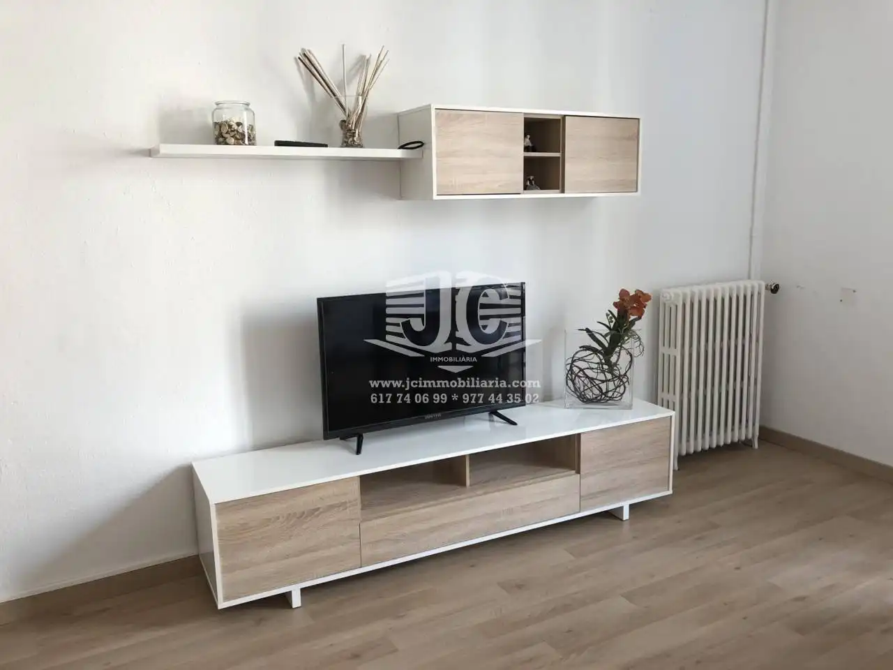 Flat for rent in Calle CARBÓ, Centre