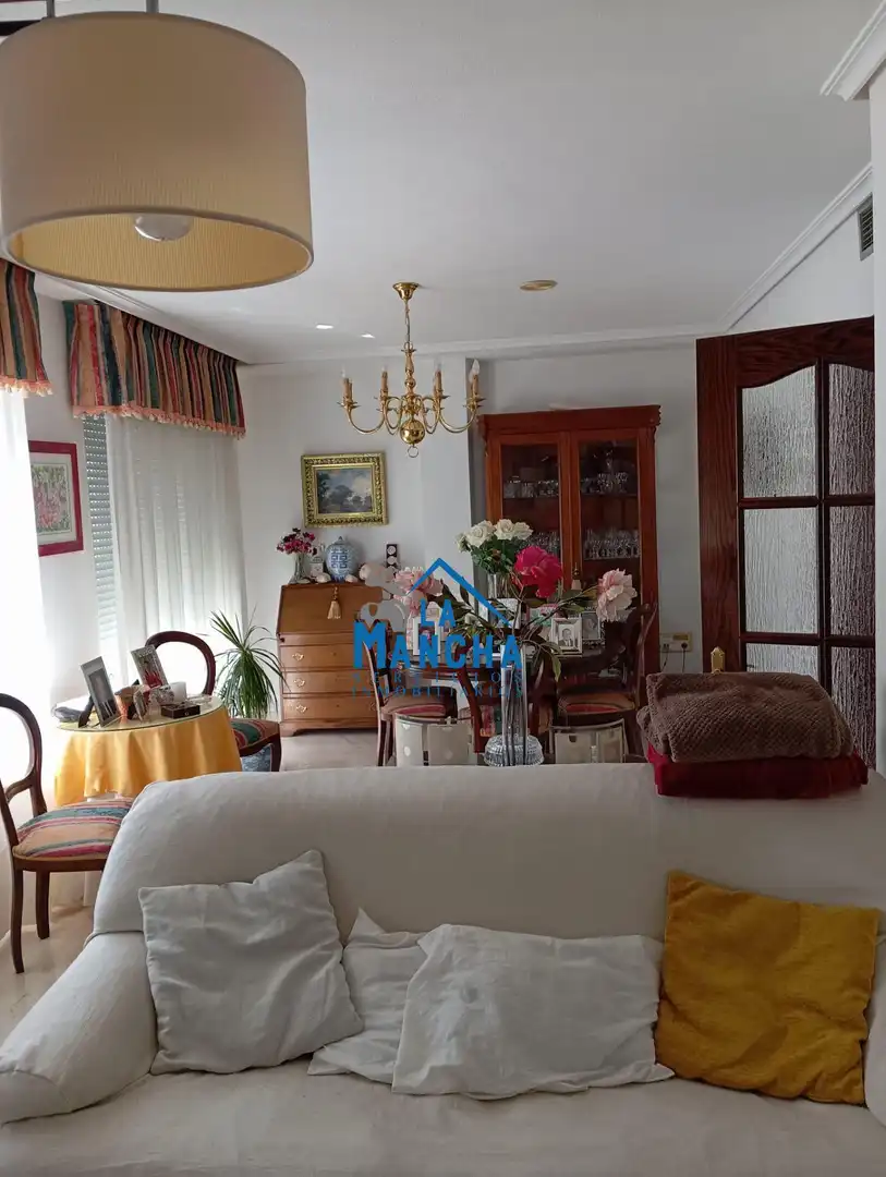 Sala d'estar de Àtic en venda en Albacete amb Aire condicionat, Calefacció i Terrassa