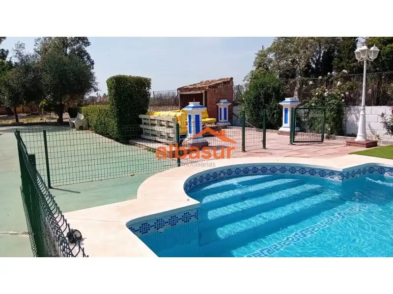 Villa con piscina in vendita a Periurbano Oeste - Sierra, imagen 2