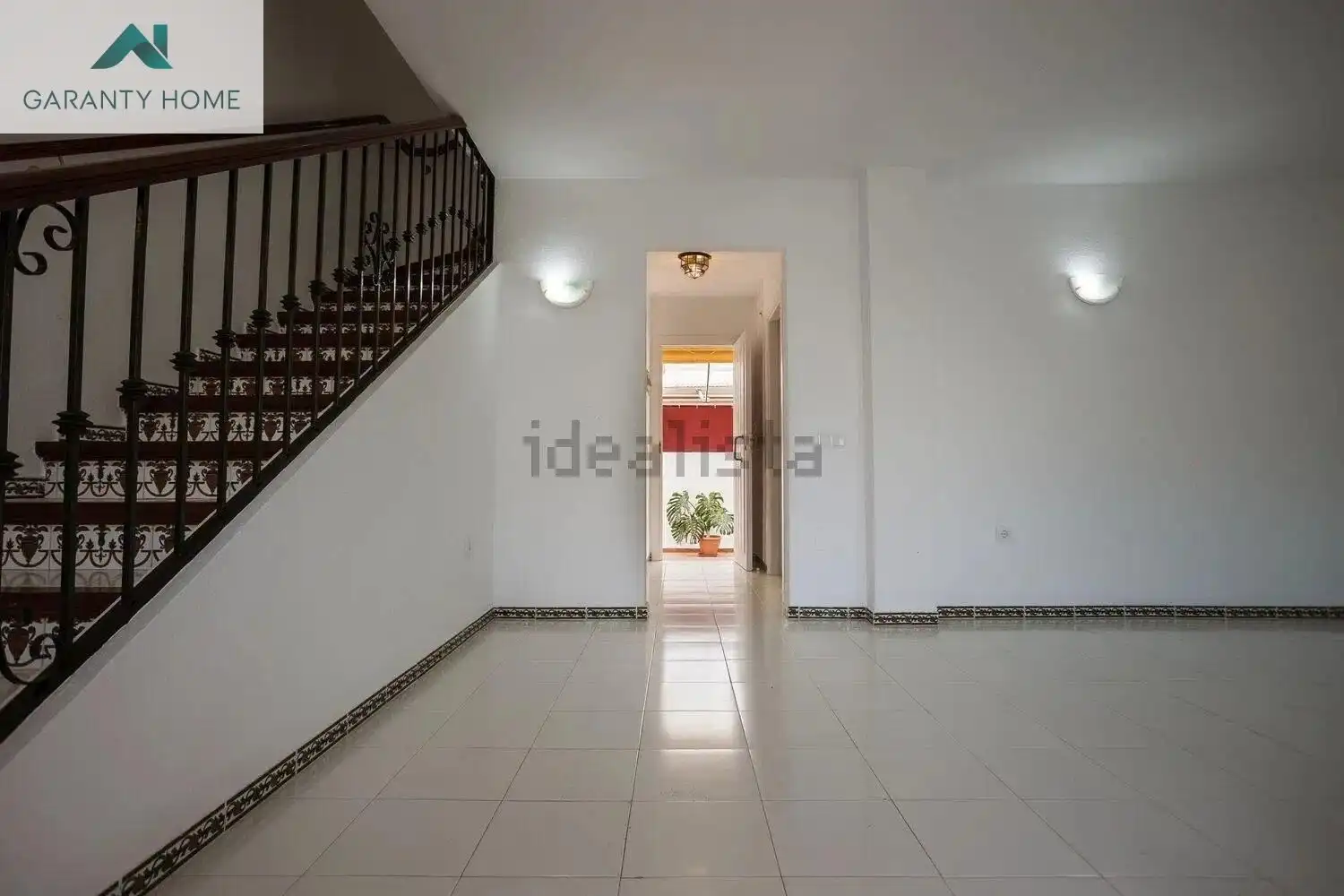 Casa adosada de lloguer en Rincón de la Victoria amb Jardí privat, Terrassa i Traster