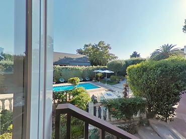 House with pool for sale in Calle Santa María de los Llanos