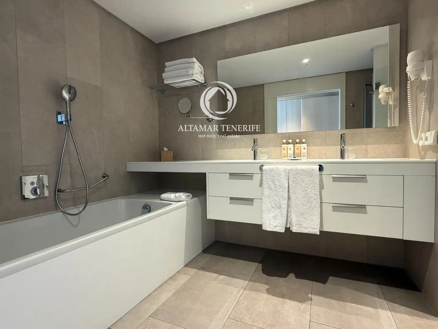 Apartament amb piscina en venda a C. Emilia Pardo Bazán, imagen 38