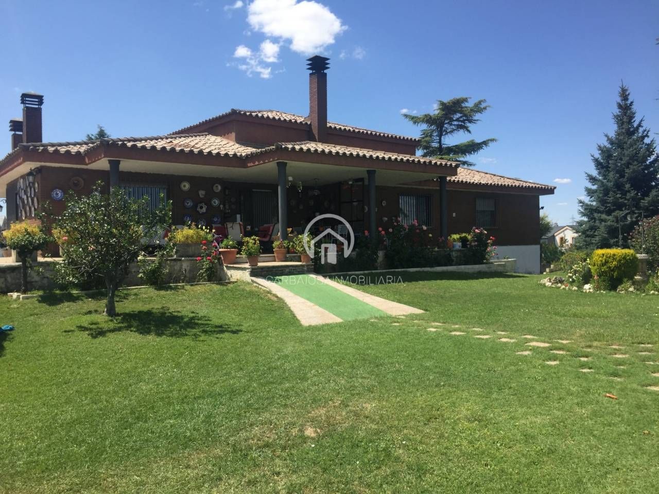 Jardí de Casa o xalet en venda en Villares de la Reina amb Calefacció, Jardí privat i Parquet