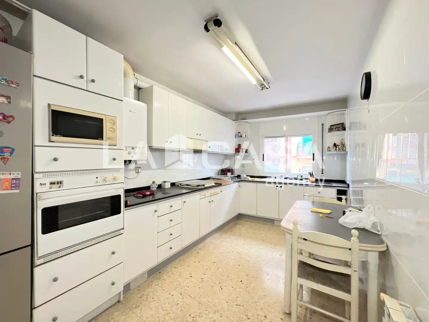 Kitchen of Flat for sale in Santa Coloma de Gramenet  with Balcony