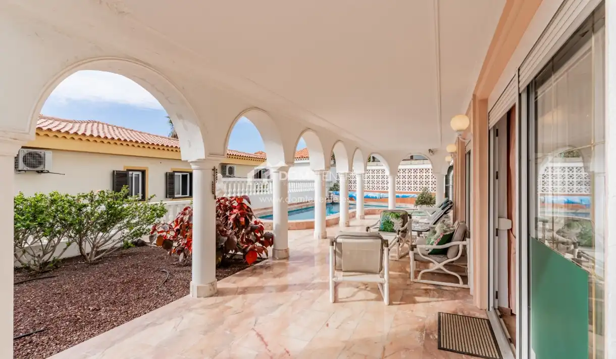 Terraza de Casa o chalet en venta en Arona con Terraza, Piscina y Amueblado