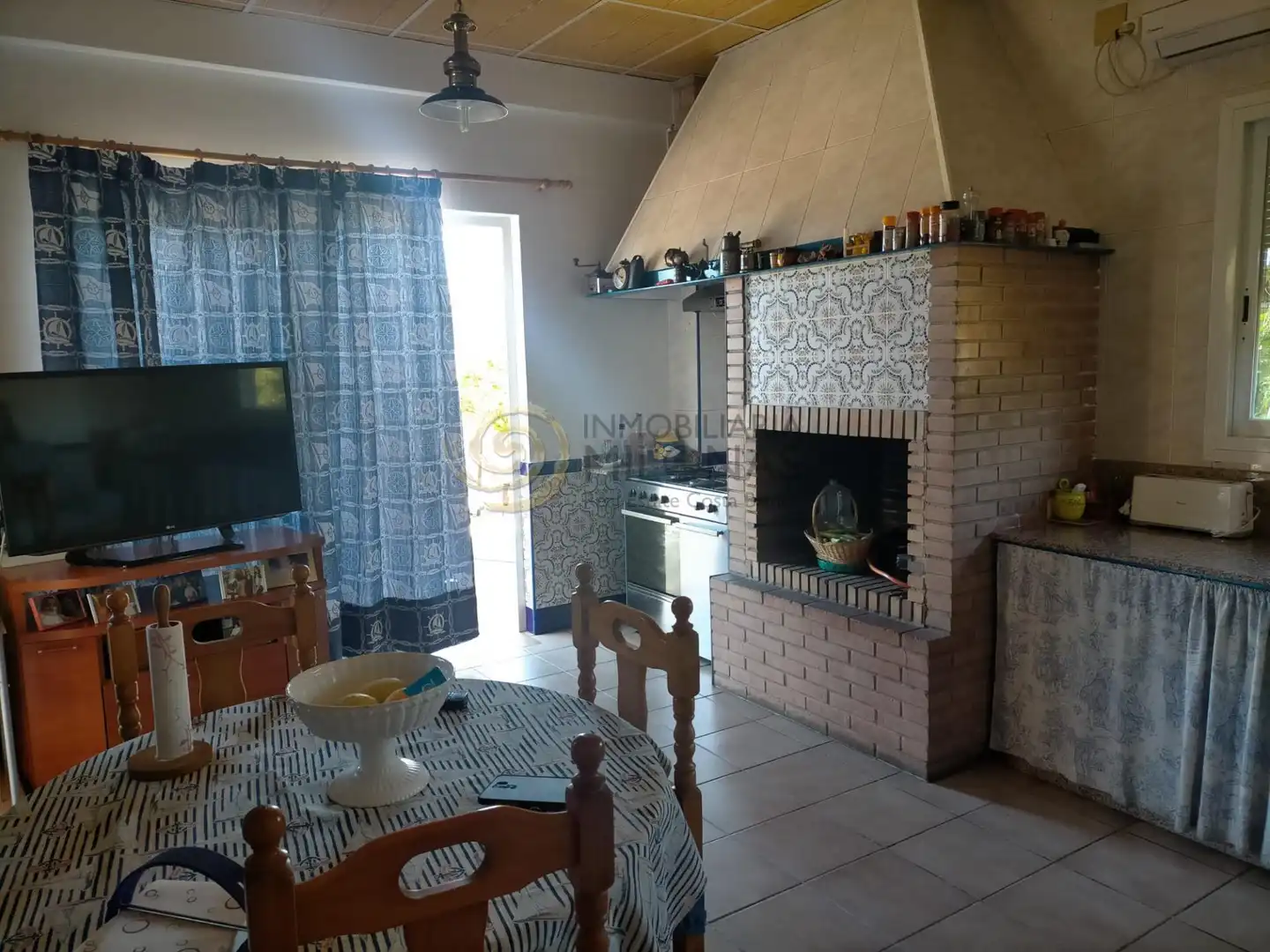 Cuina de Casa o xalet en venda en Benidorm amb Jardí privat, Terrassa i Traster