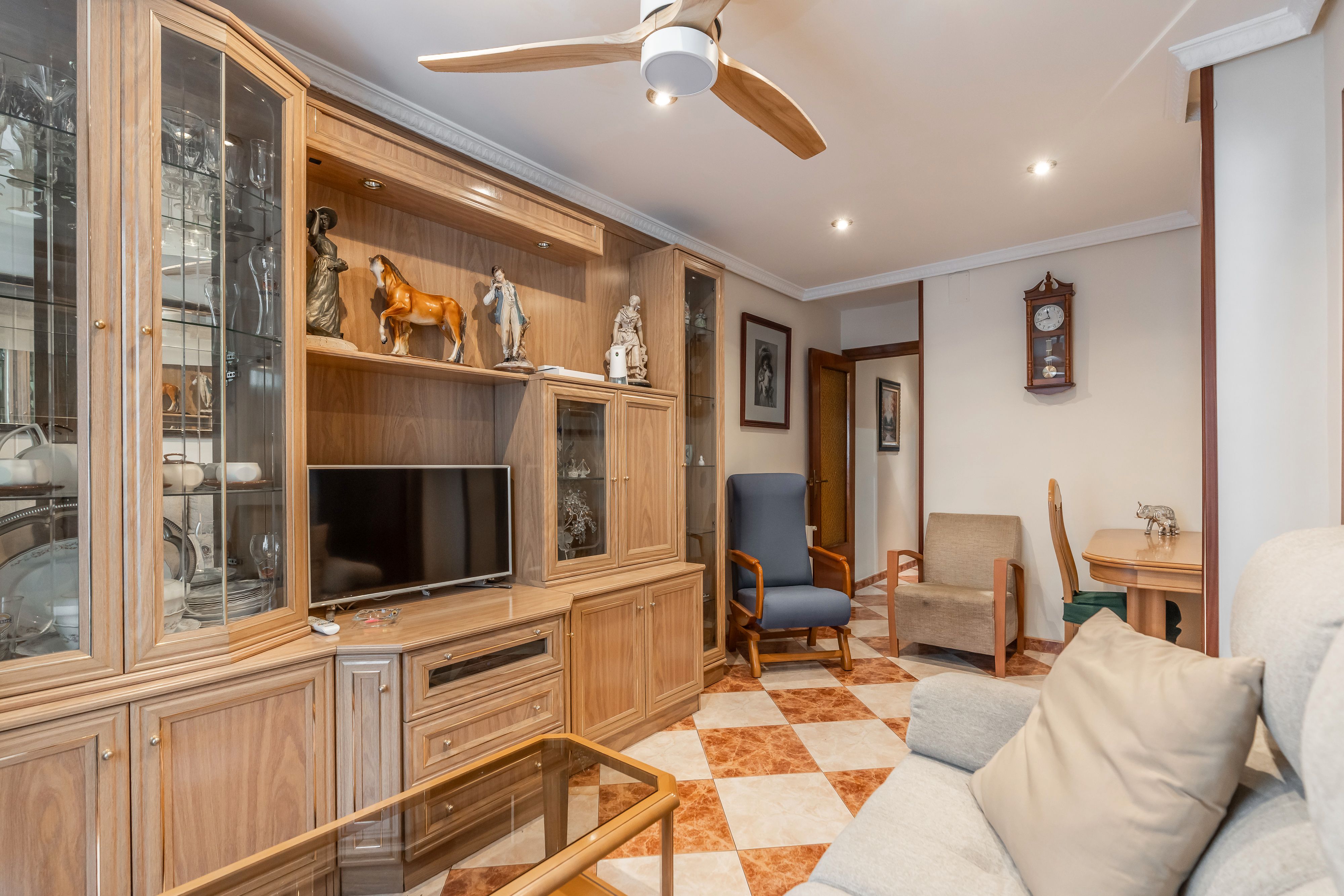 Flat for sale in Calle Aldea del Fresno, Chopera, Arganzuela