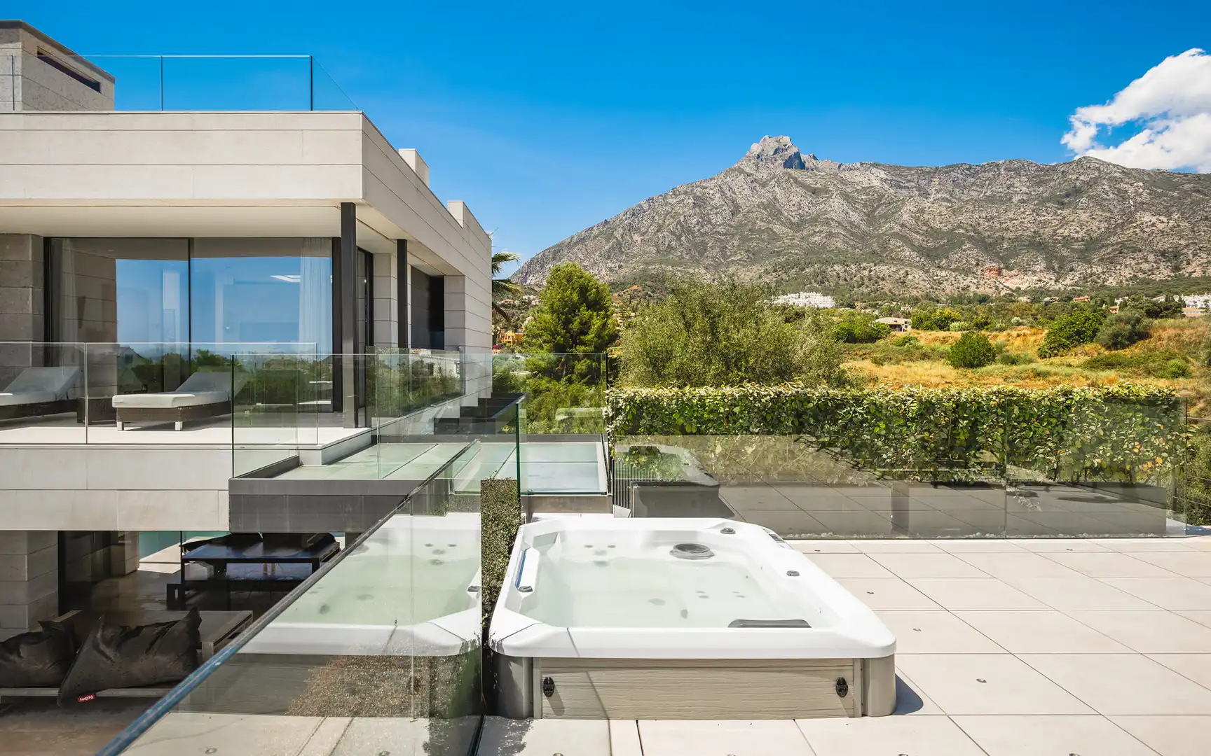 Houses for sale in Marbella, Málaga