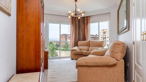 Foto 2 de Piso en venta en Avenida Avenida Compositor Luis de Narváez, Avda. Federico Garcia Lorca - Nueva Estación Autobuses, Granada