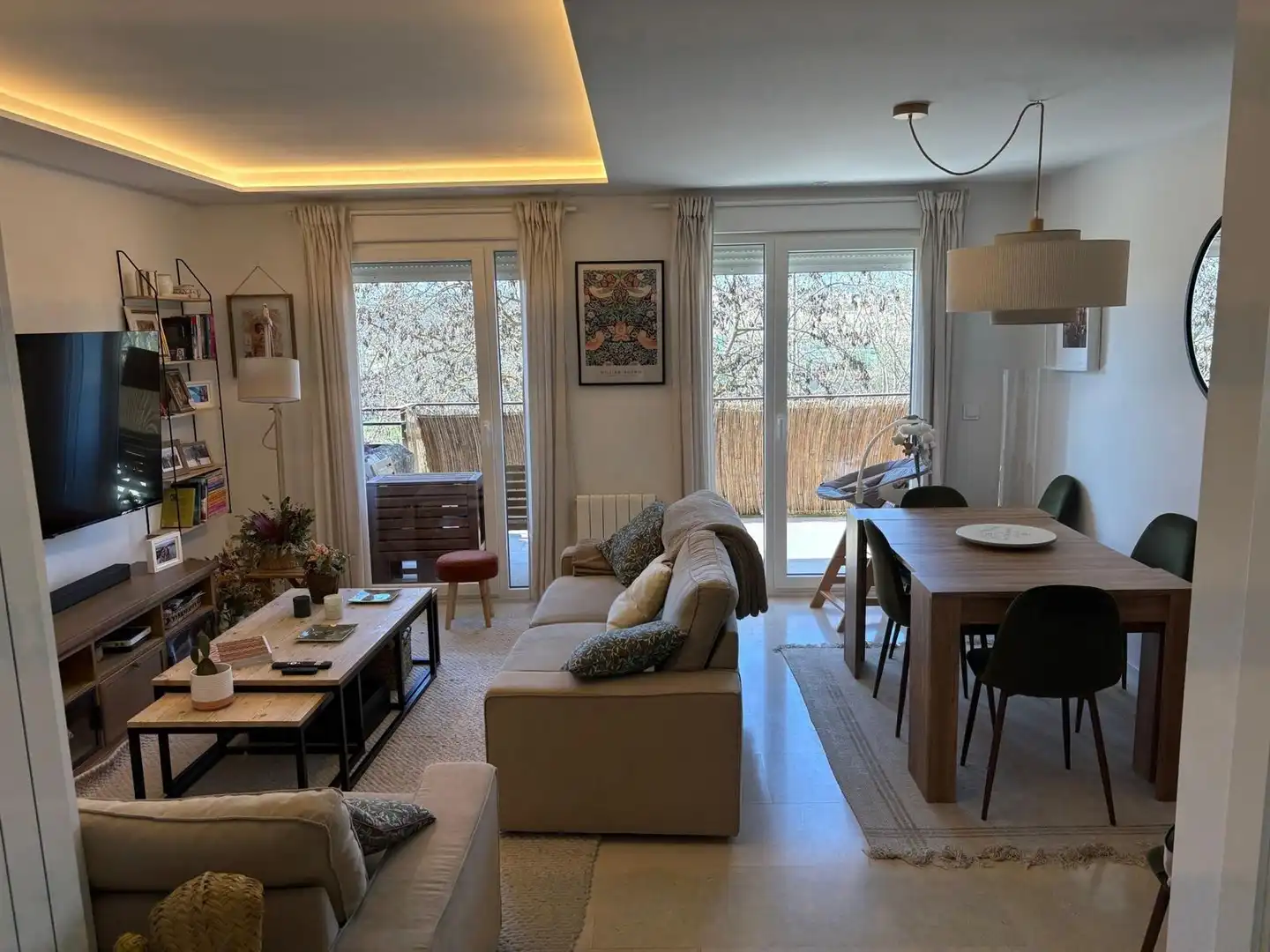 Living room of Duplexes for sale in Valladolid  with Heating, Terrace and Storage room