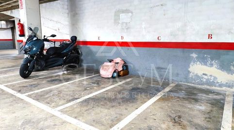PARKING PARA MOTO, EN LA PLANA DE ESPLUGUES DE LLOBREGAT, imatge 2