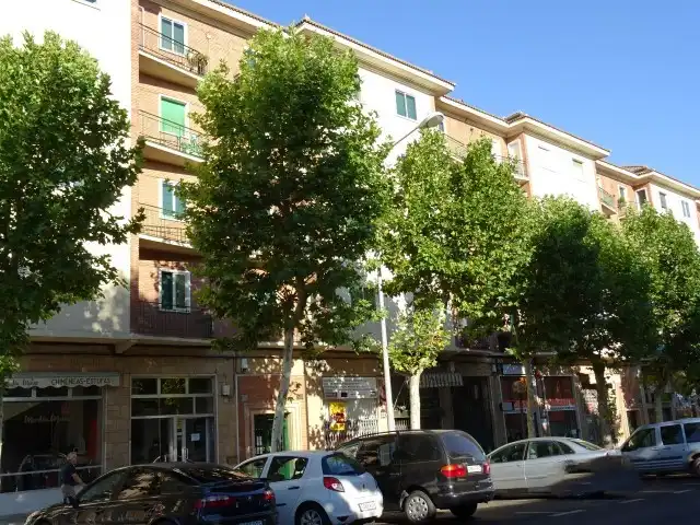 Vista exterior de Pis en venda en Segovia