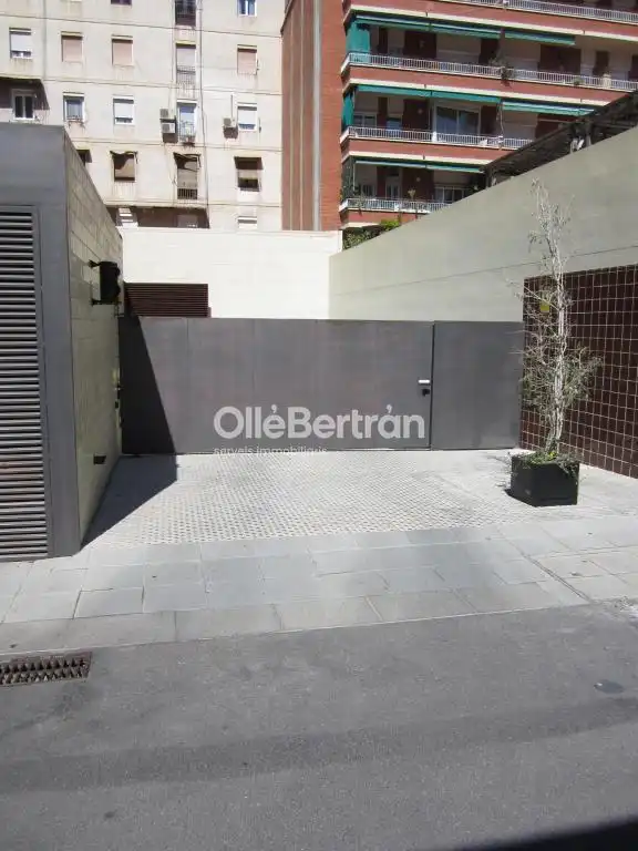 Parkplatz von Garage zur Miete in Barcelona