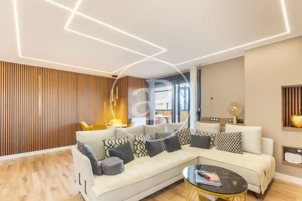 Wohnzimmer von Dachboden zum Verkauf in Sagunto / Sagunt mit Klimaanlage, Heizung und Terrasse