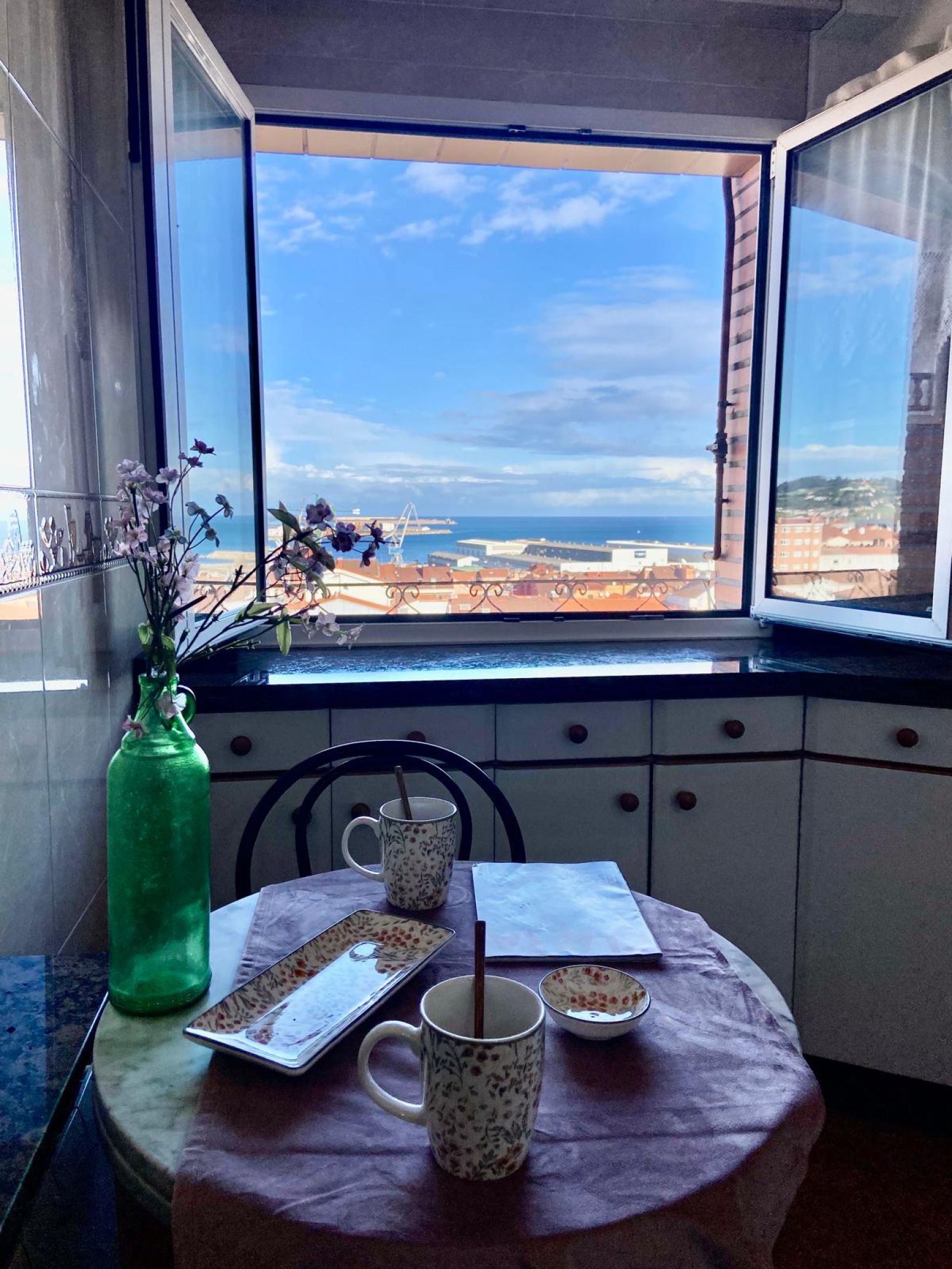 Habitación de Piso en venta en Gijón  con Calefacción