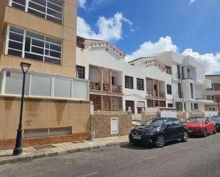 Exterior view of Flat for sale in La Oliva