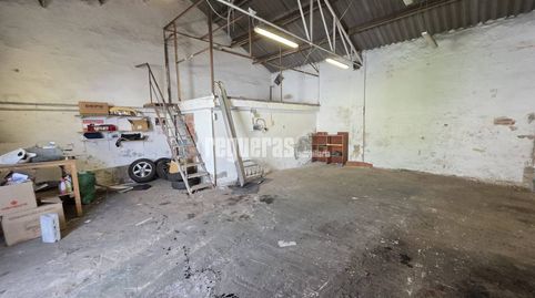 Foto 4 von Fabrikhallen zur Miete in Travesia Industria, Jardín de Cantos - El Nodo, Avilés