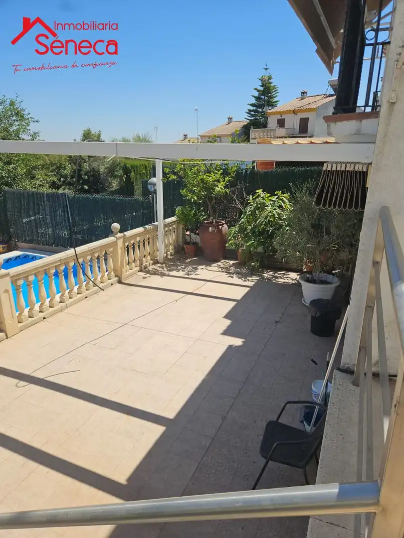 Terrassa de Casa adosada en venda en Córdoba amb Aire condicionat, Calefacció i Terrassa