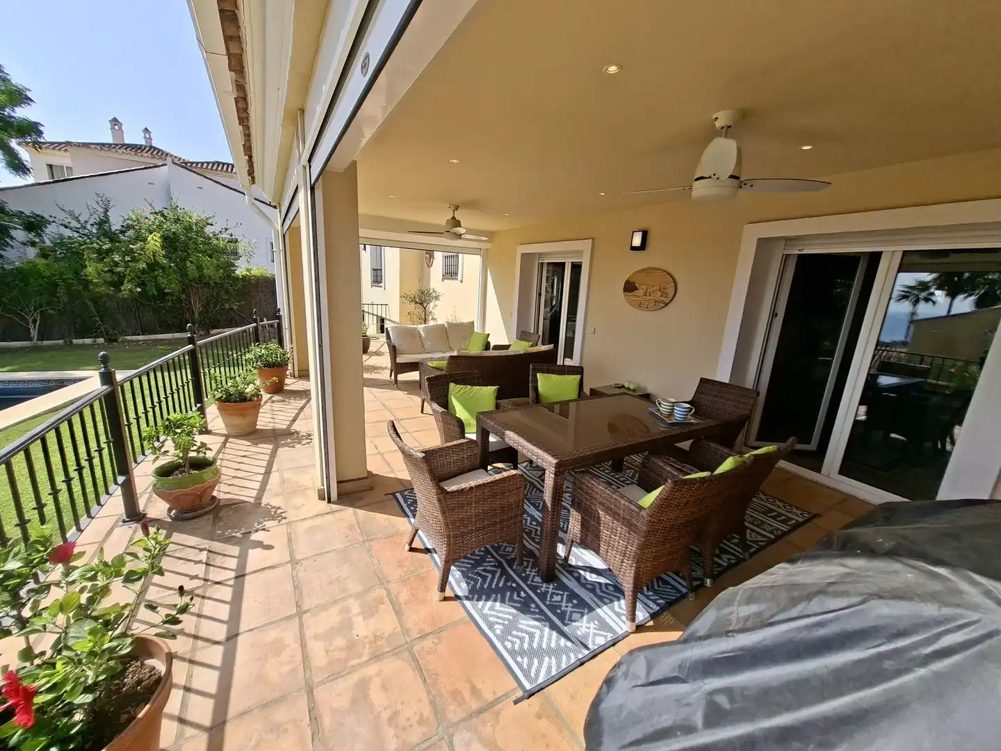 Chalet con piscina en venta en Puerto de la Duquesa, imagen 13