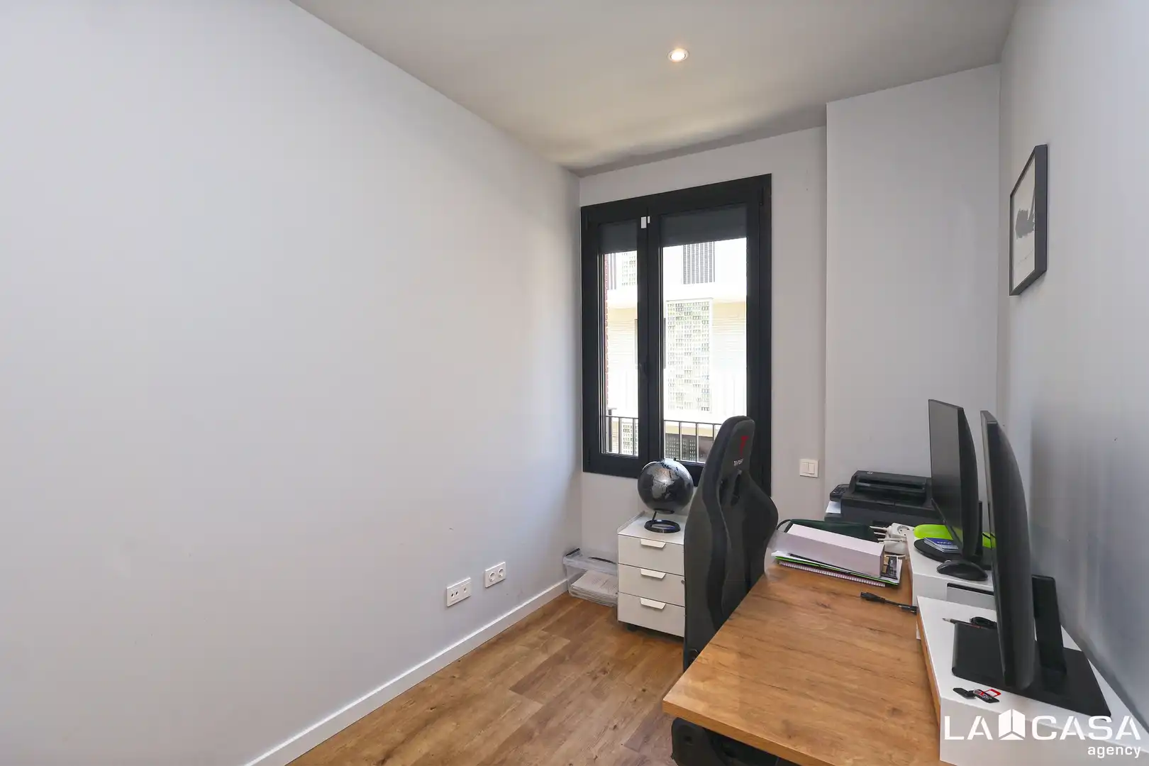 Penthouse with terrace for sale in Carrer de l'Aprestadora, imagen 30