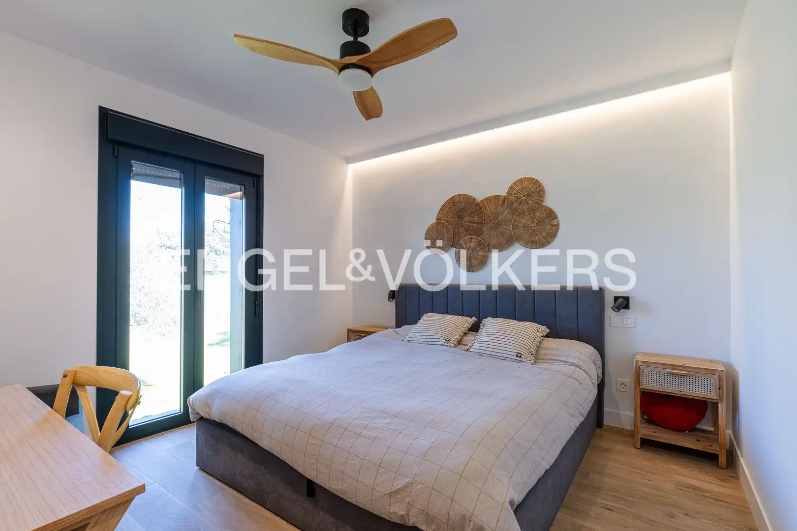 Bedroom of Houses for sale in Valdemorillo  with Air Conditioner, Heating and Private garden