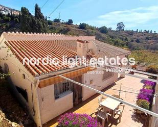 Vista exterior de Casa o xalet en venda en Torrox amb Terrassa