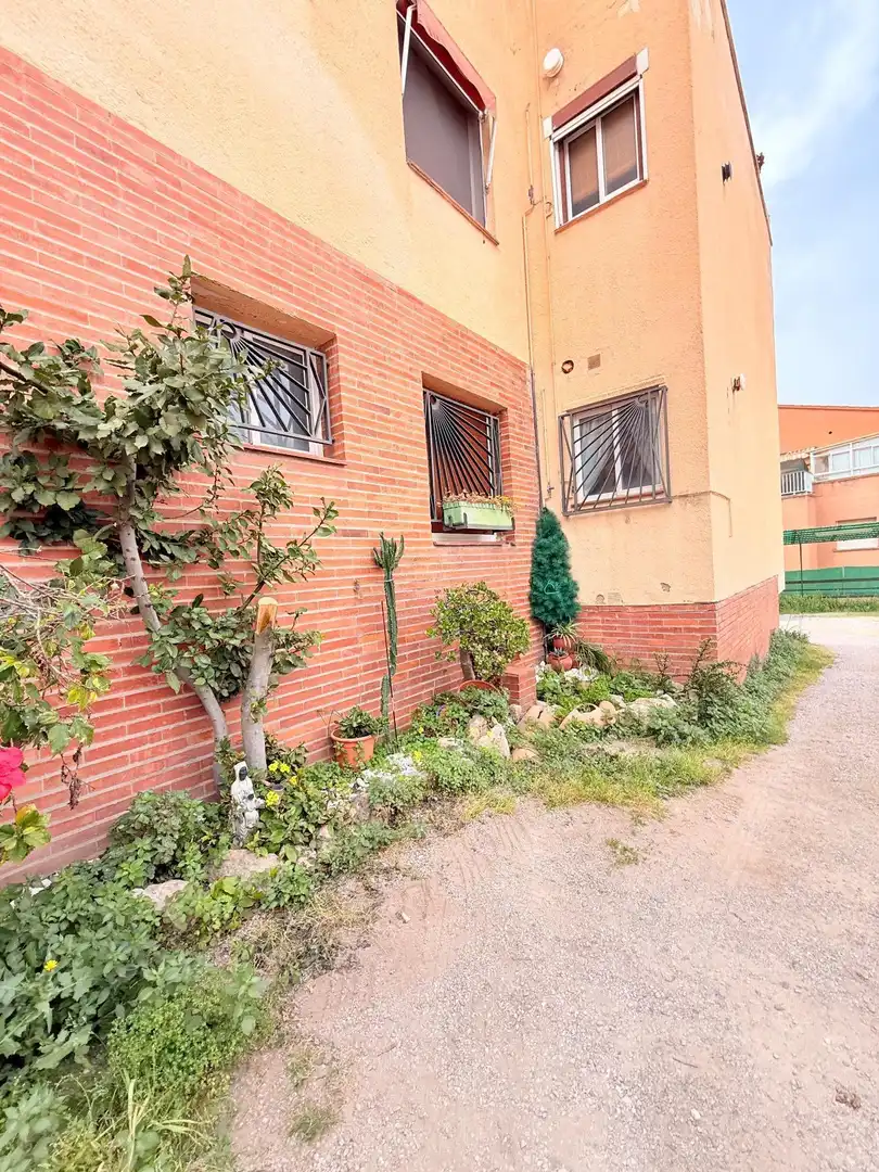 Vista exterior de Ático en venta en Calafell con Calefacción y Terraza