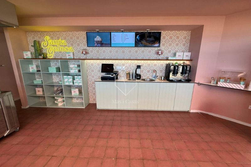 Local en venda en L'Escala amb Aire condicionat i Terrassa