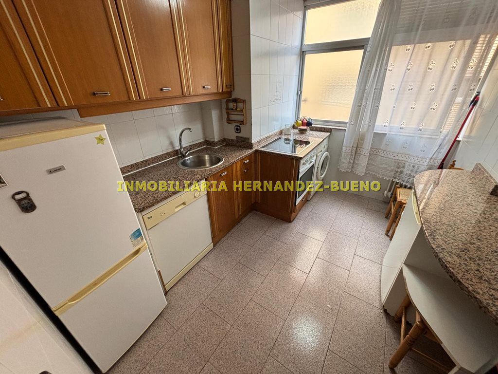 Cuina de Pis en venda en Salamanca Capital amb Calefacció