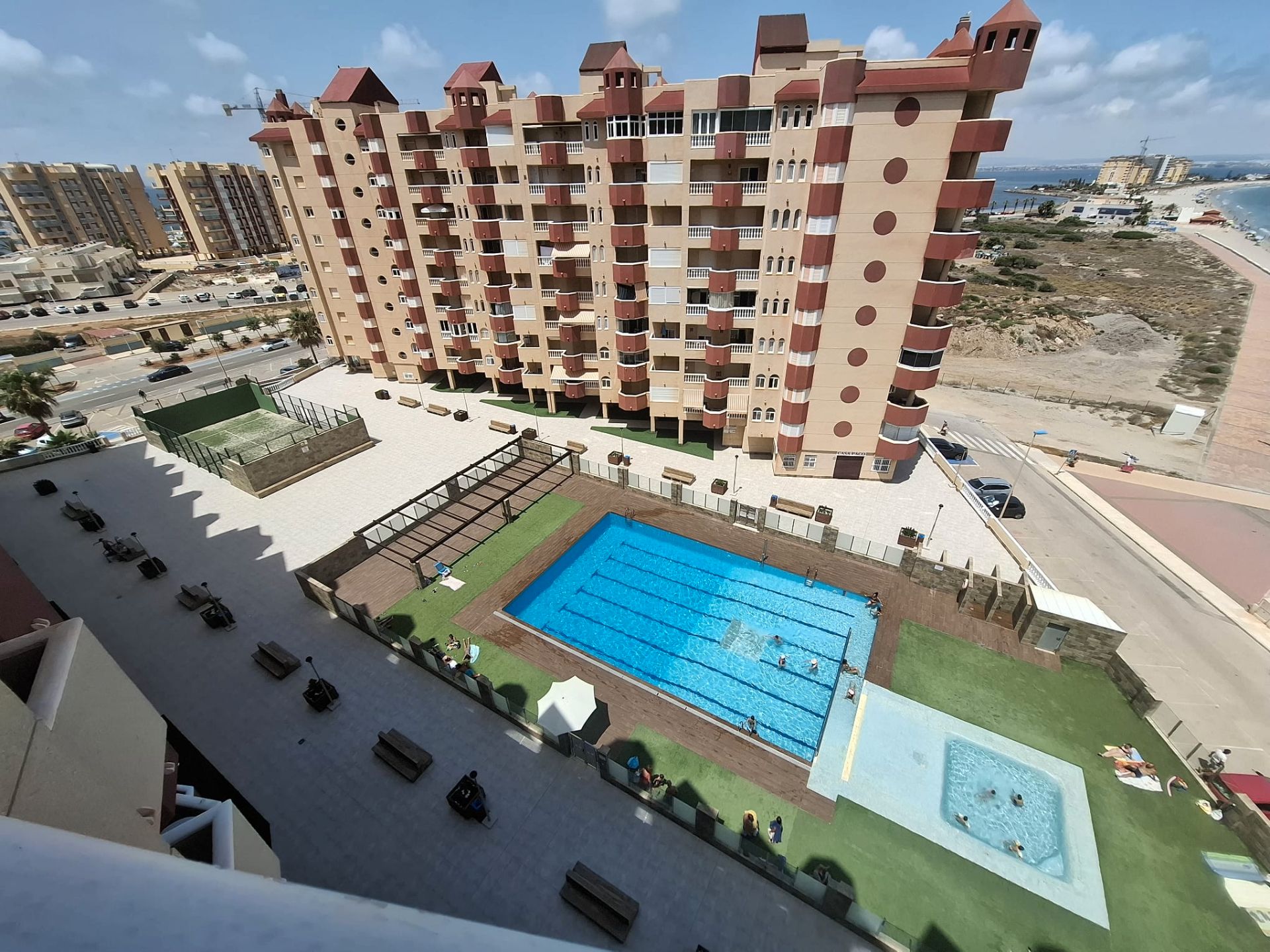 Piscina de Apartamento en venta en La Manga del Mar Menor con Aire acondicionado, Calefacción y Terraza