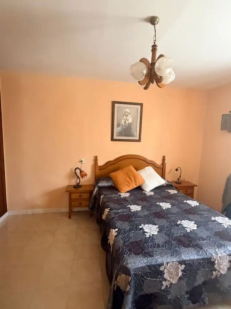Habitación de Casa o chalet en venta en Navia con Calefacción, Terraza y Trastero