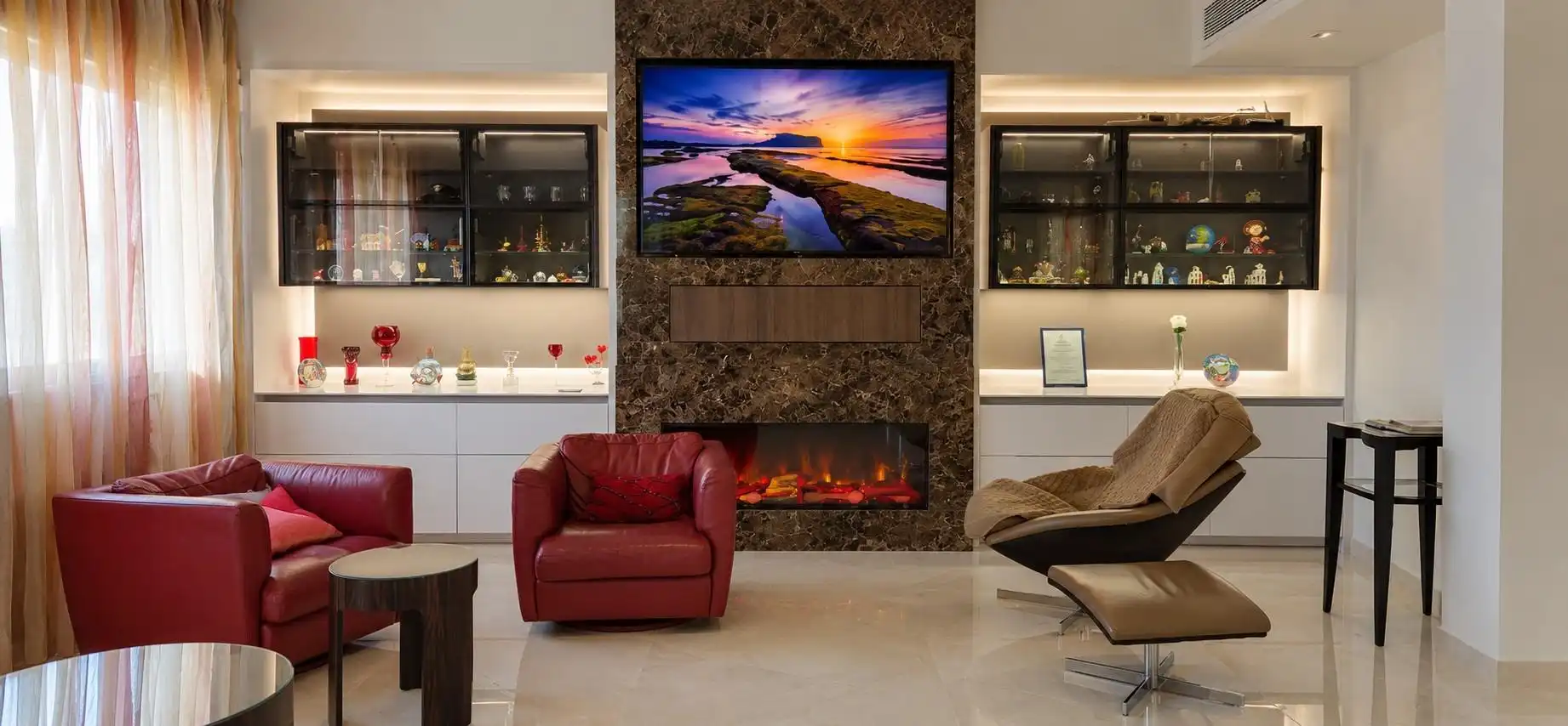 Sala d'estar de Casa o xalet en venda en Marbella amb Aire condicionat, Calefacció i Jardí privat