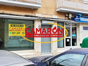 Local comercial en alquiler en Coria del Río