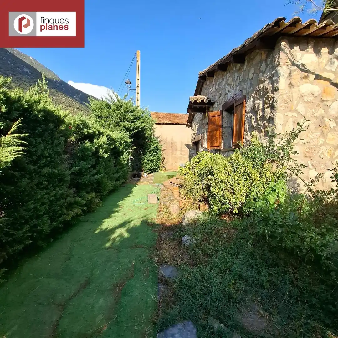 Garden of Houses for sale in Cabó  with Private garden and Furnished