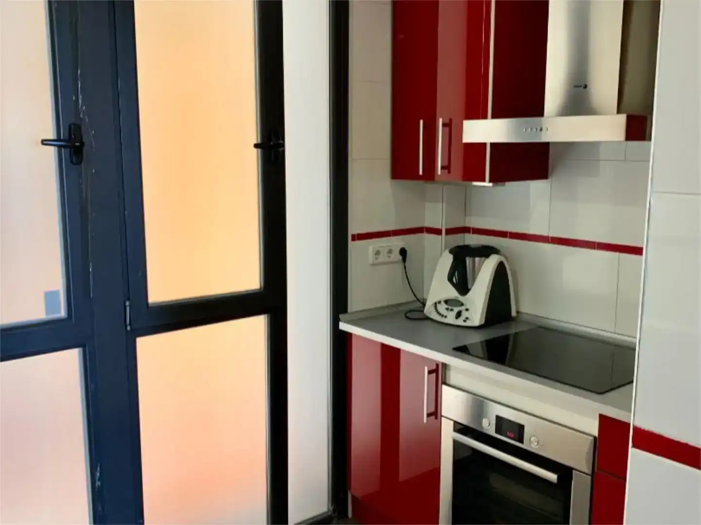 Cuina de Loft de lloguer en  Madrid Capital amb Aire condicionat