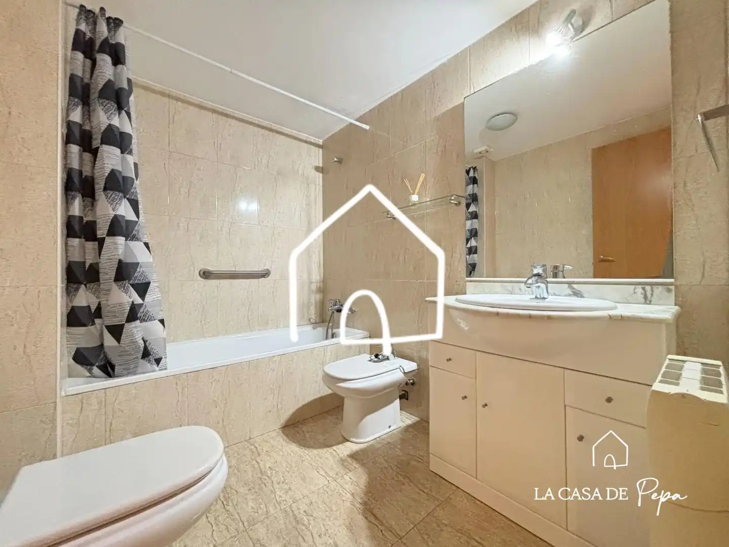 Baño de Ático en venta en Begues con Calefacción, Parquet y Balcón