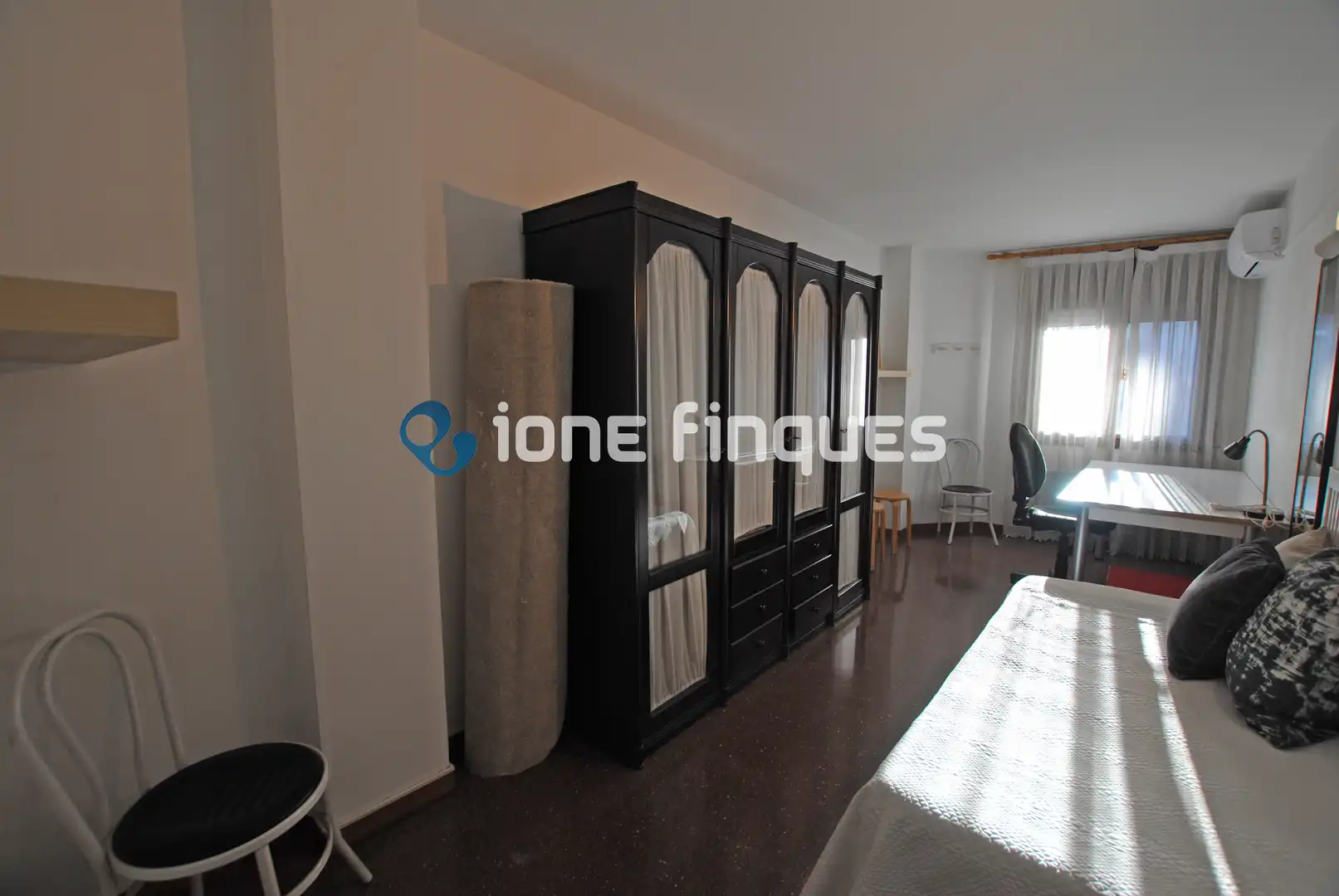 Bedroom of Flat for sale in Cerdanyola del Vallès  with Heating, Terrace and Storage room
