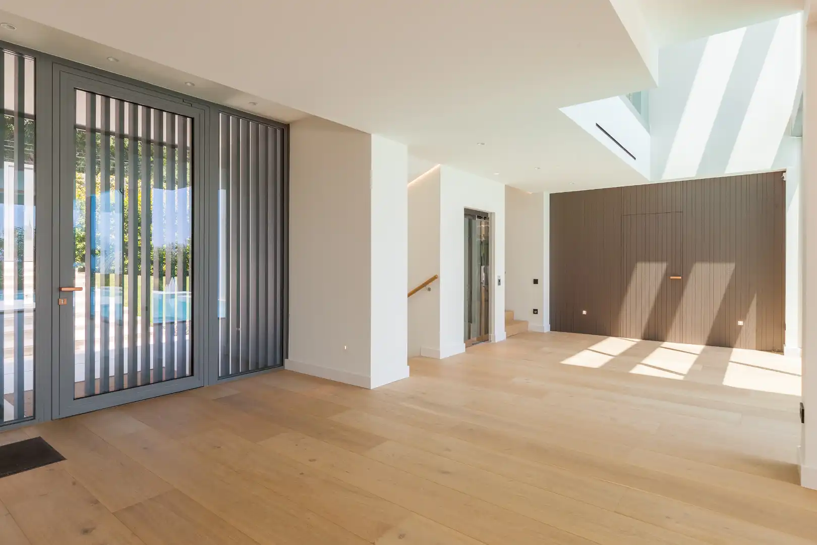 Houses for sale in Barcelona  with Air Conditioner, Heating and Private garden
