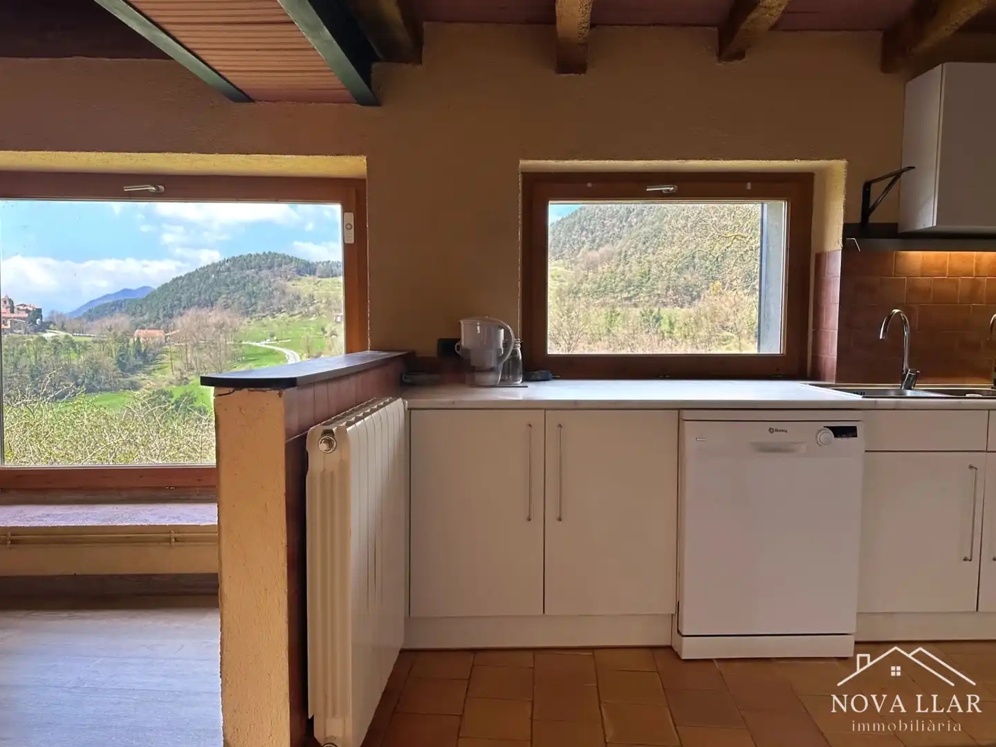 Cocina de Finca rústica en venta en Les Llosses con Calefacción, Jardín privado y Parquet
