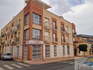 Locale commerciale in affitto a Albox