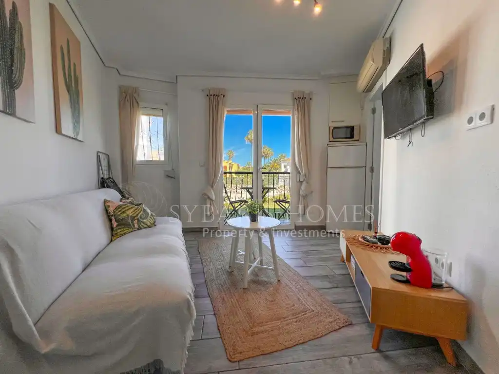 Terraza de Apartamento de alquiler en Dénia con Aire acondicionado, Jardín privado y Piscina