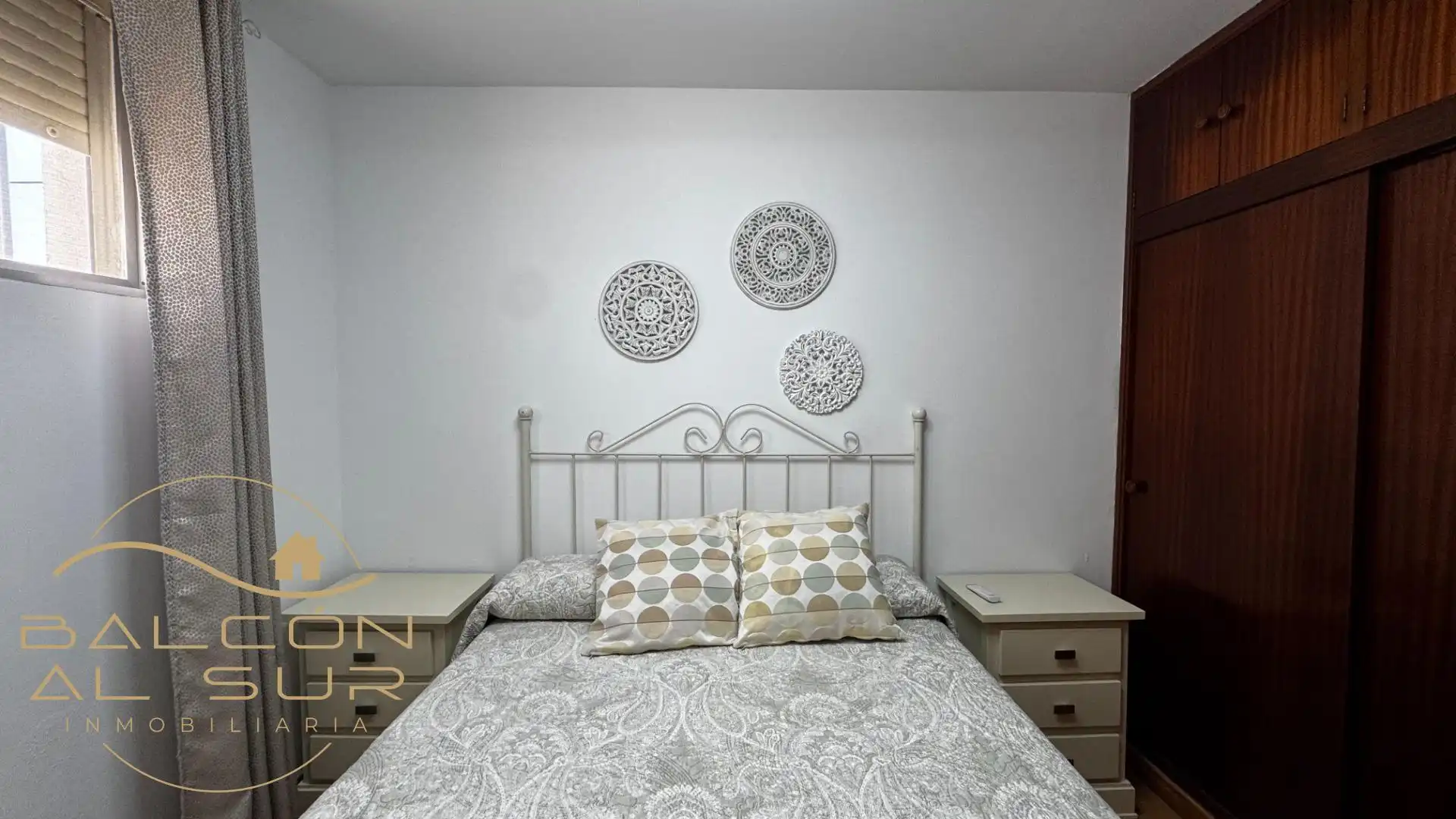 Habitación de Piso en venta en Rota con Aire acondicionado