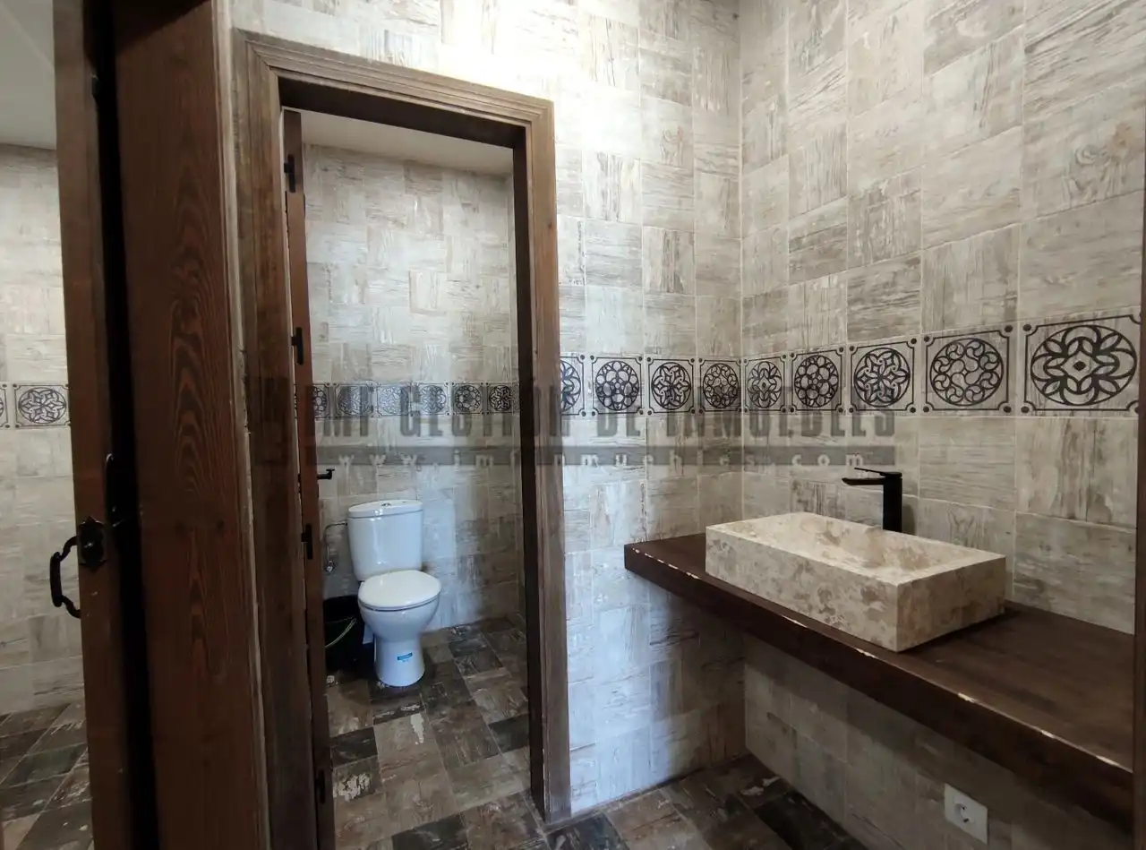 Badezimmer von Geschaftsraum zum Verkauf in Vélez-Málaga mit Klimaanlage