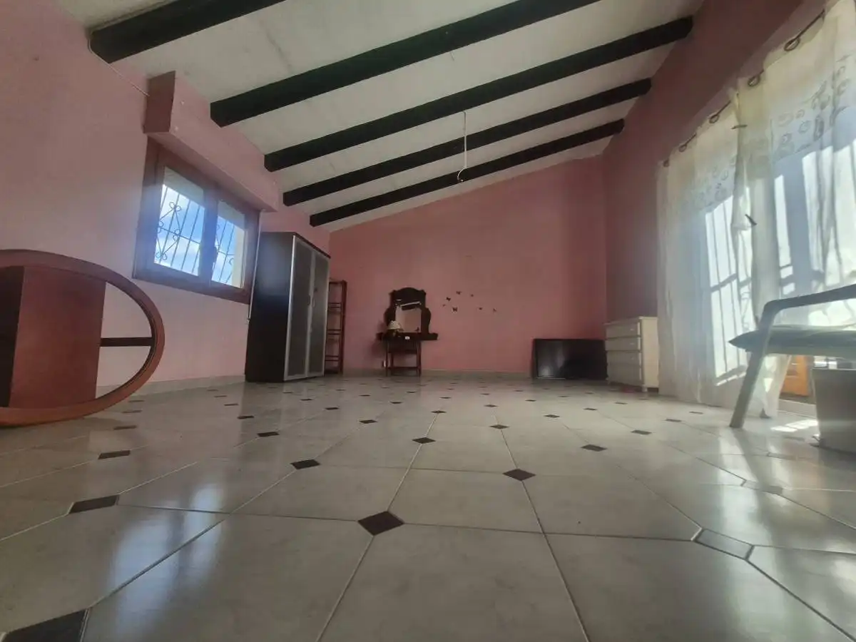 Sala d'estar de Casa o xalet de lloguer en Crevillent amb Calefacció, Terrassa i Piscina
