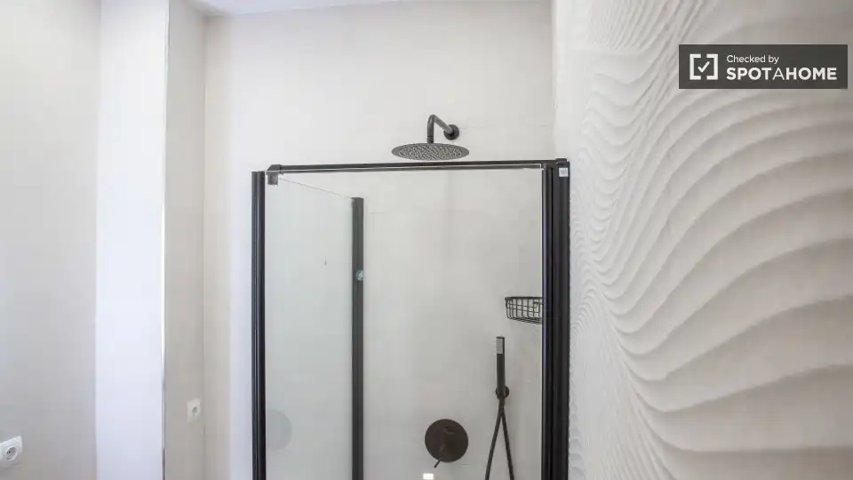 Flat for rent in Adelfas